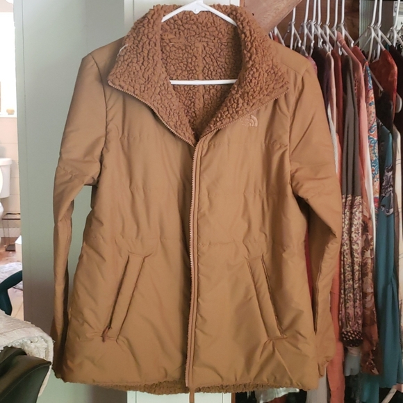 North Face Jacket - Picture 3 of 10